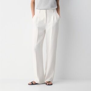 Aritzia Cream Women's Trousers